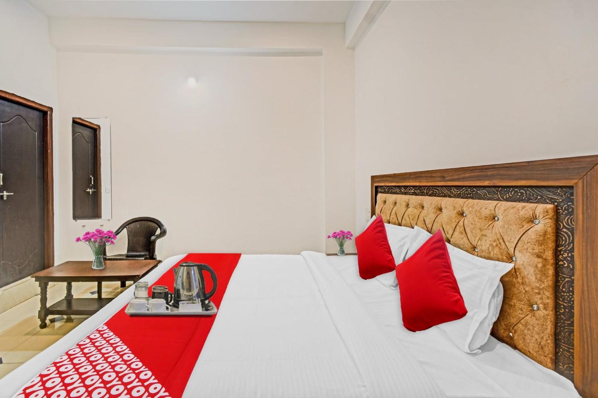 Hotel O Padharo Saa Udaipur Extérieur photo